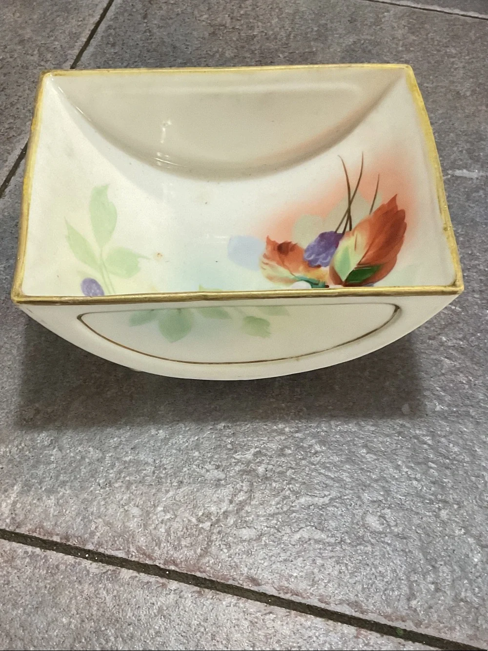 Nippon cream ceramic
